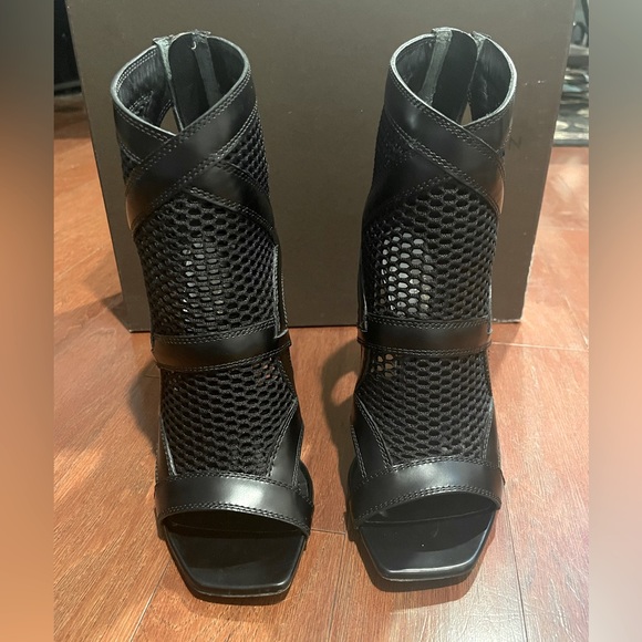 Louis Vuitton Second Skin Ankle Boot - Picture 3 of 8